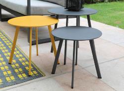 TABLE MASSAI 50, chassis acier epoxy couleur MIEL 50X43 H cm